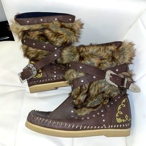 Faux fur western booties